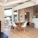 Сasa de vacaciones Lakefront Retreat - By Traum