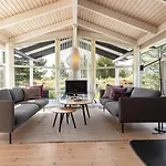 Lakefront Retreat - By Traum *