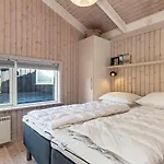 Lakefront Retreat - By Traum Сasa de vacaciones *
