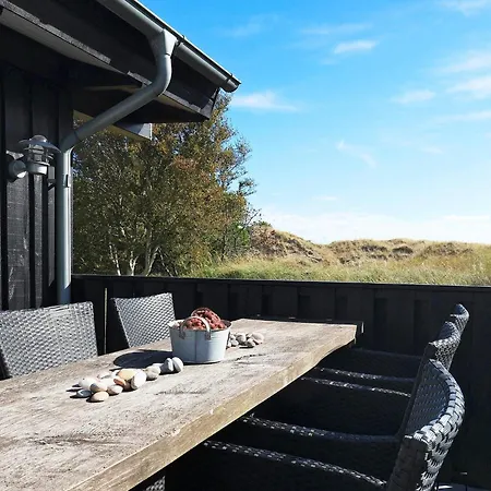 別荘 Three-bedroom In 56 Ålbæk